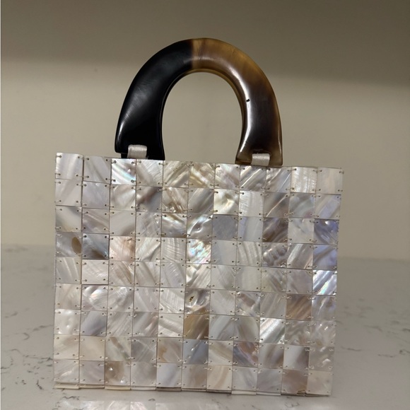 Source Unknown Handbags - Vintage Elegant Mother of Pearl Handbag with Brown Handle